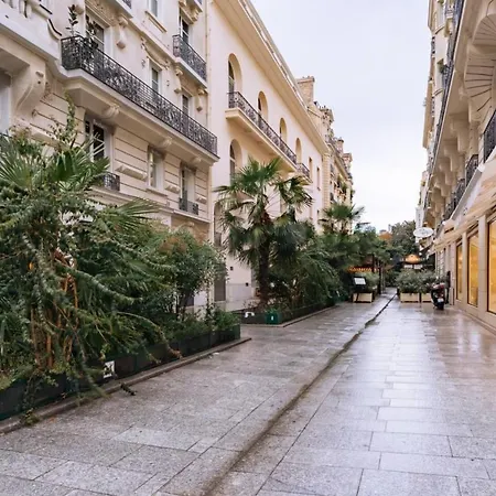 Spacious Parisian Family In 7th * פריז